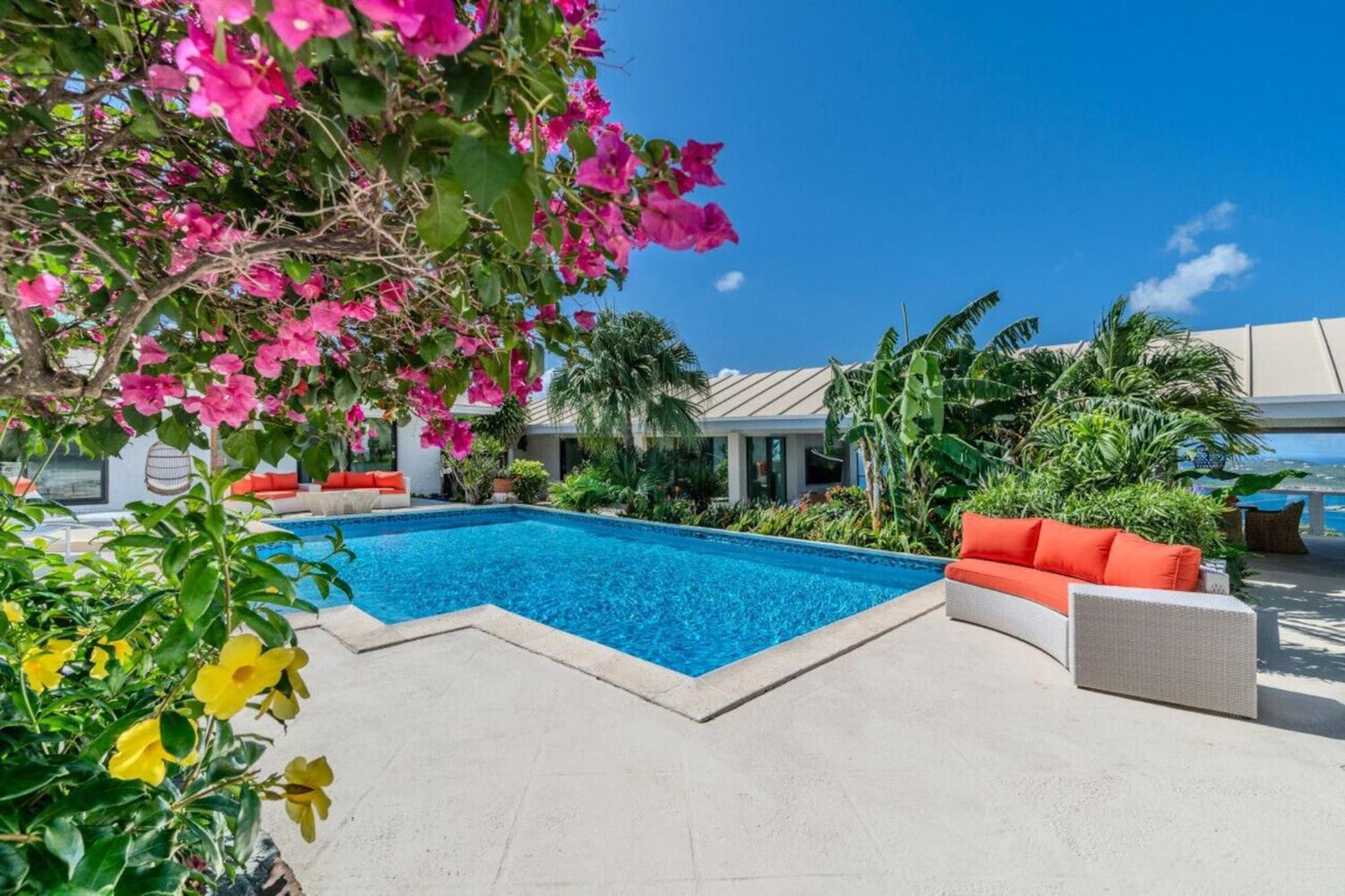 Royal Villa With A Huge Swimming Pool Cowell Battery Exteriér fotografie