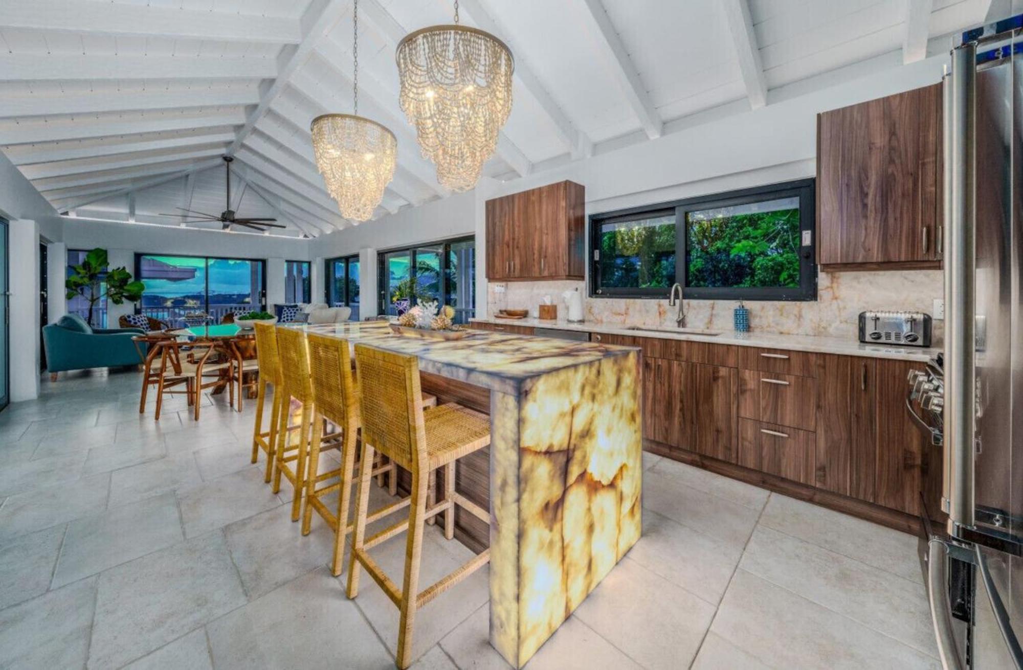 Royal Villa With A Huge Swimming Pool Cowell Battery Exteriér fotografie