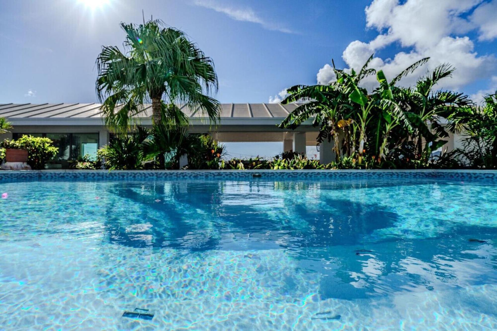 Royal Villa With A Huge Swimming Pool Cowell Battery Exteriér fotografie