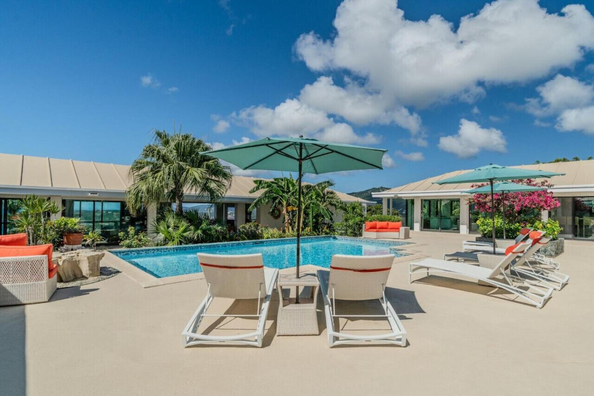 Royal Villa With A Huge Swimming Pool Cowell Battery Exteriér fotografie